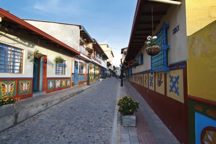 Guatapé & El Peñón full day tour