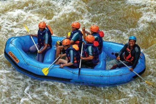 White water rafting at Río Fonce